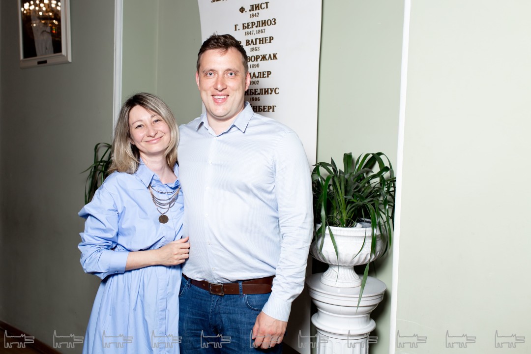 Анна и Михаил Гущины