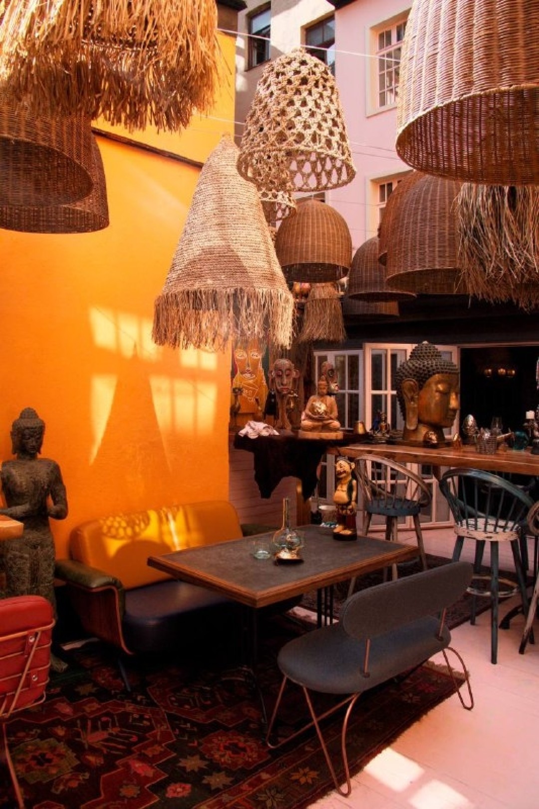 Mr. Pinky Люблинский пер., 9