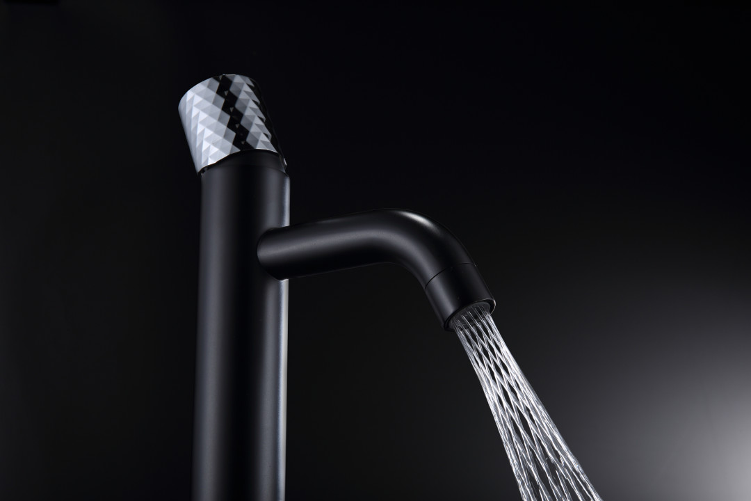 Инновационный смеситель Boheme Stick