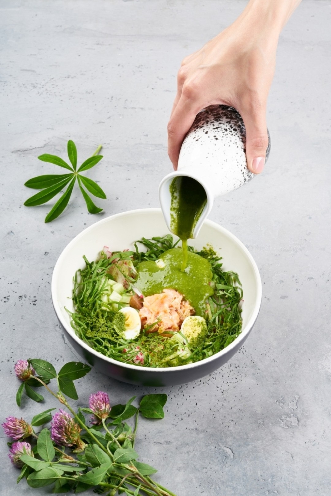 Ботвинья с лососем