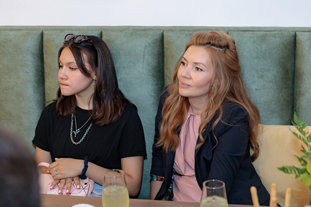 Гульнара Валиева с дочерью Сабиной