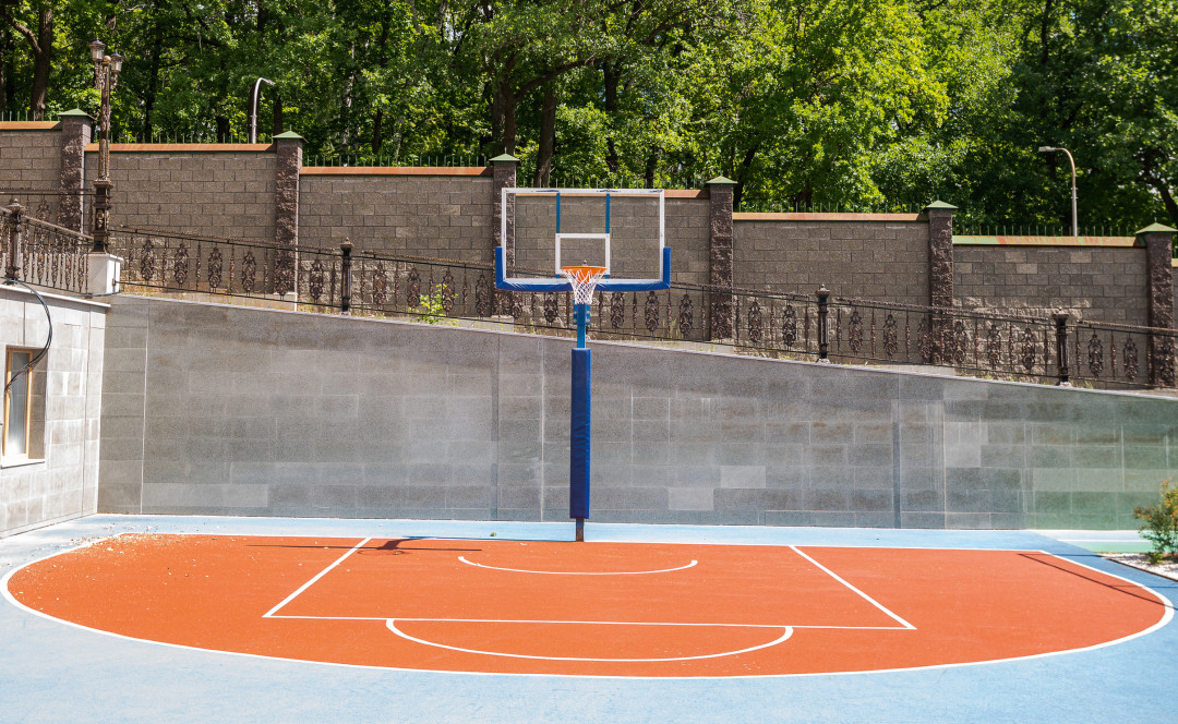 Баскетбольная площадка