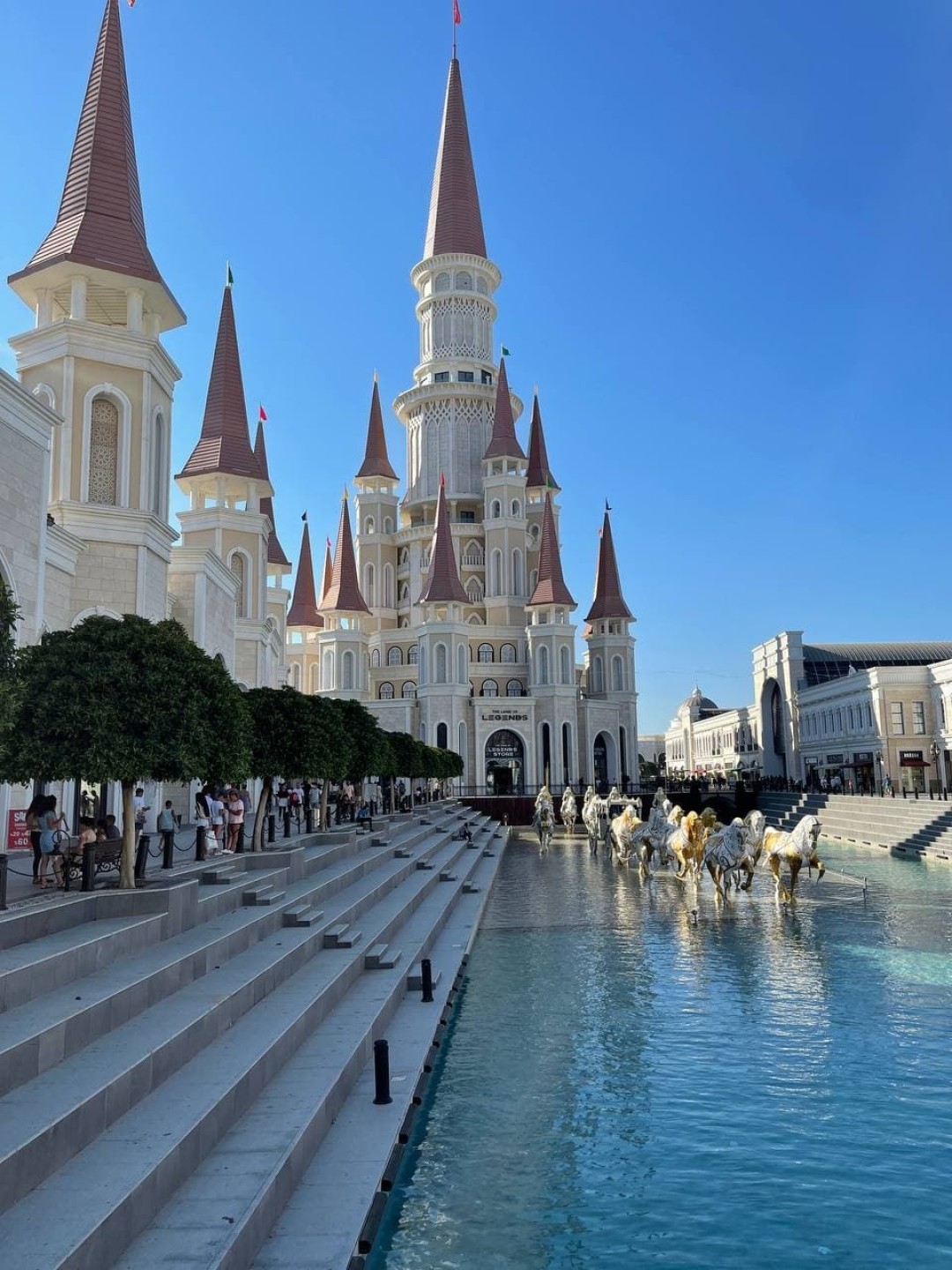 Молл The Land of Legends, Белек