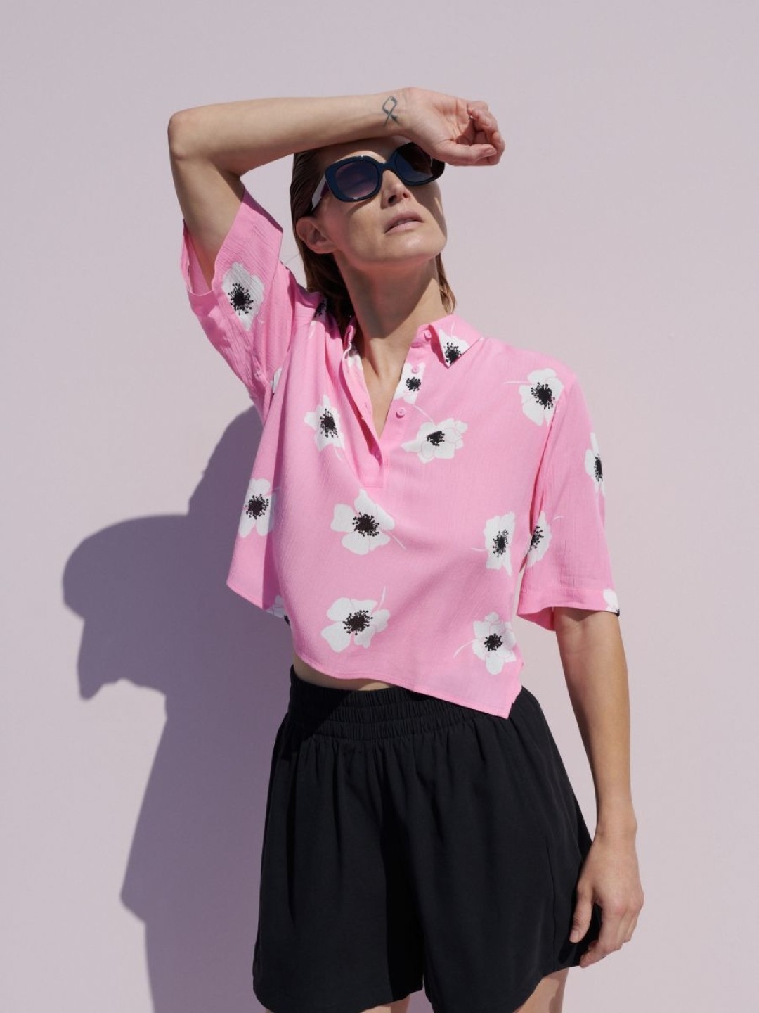 Блуза Reserved, 1 299 вместо 1 7999 руб.