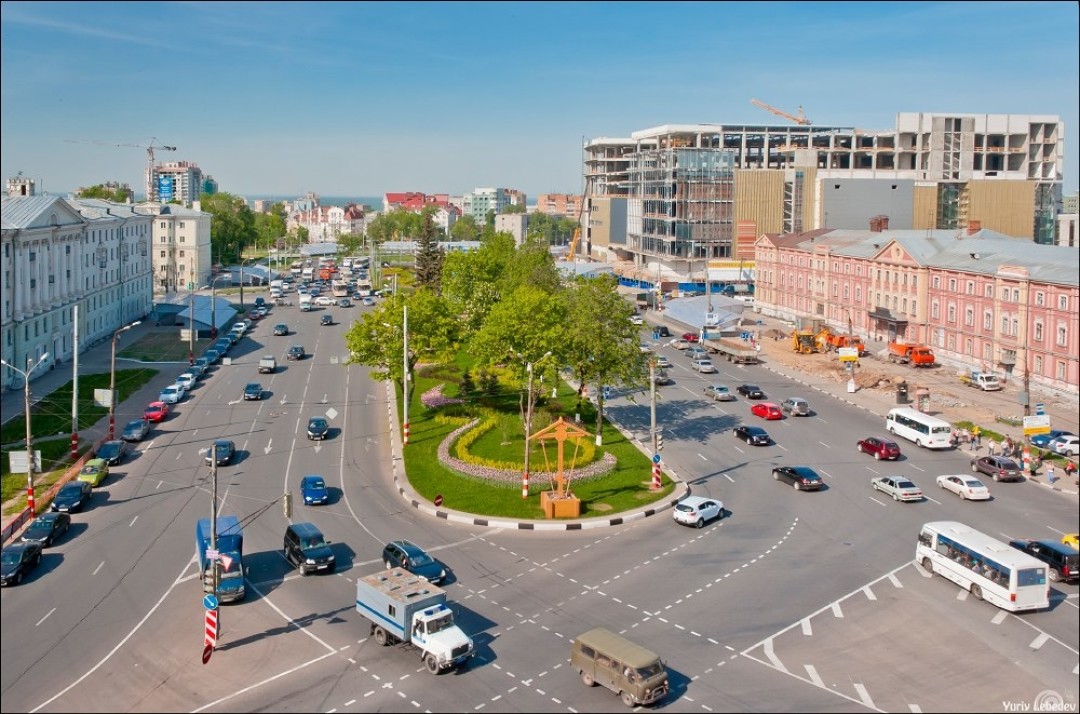 На пл. Лядова появились проститутки?