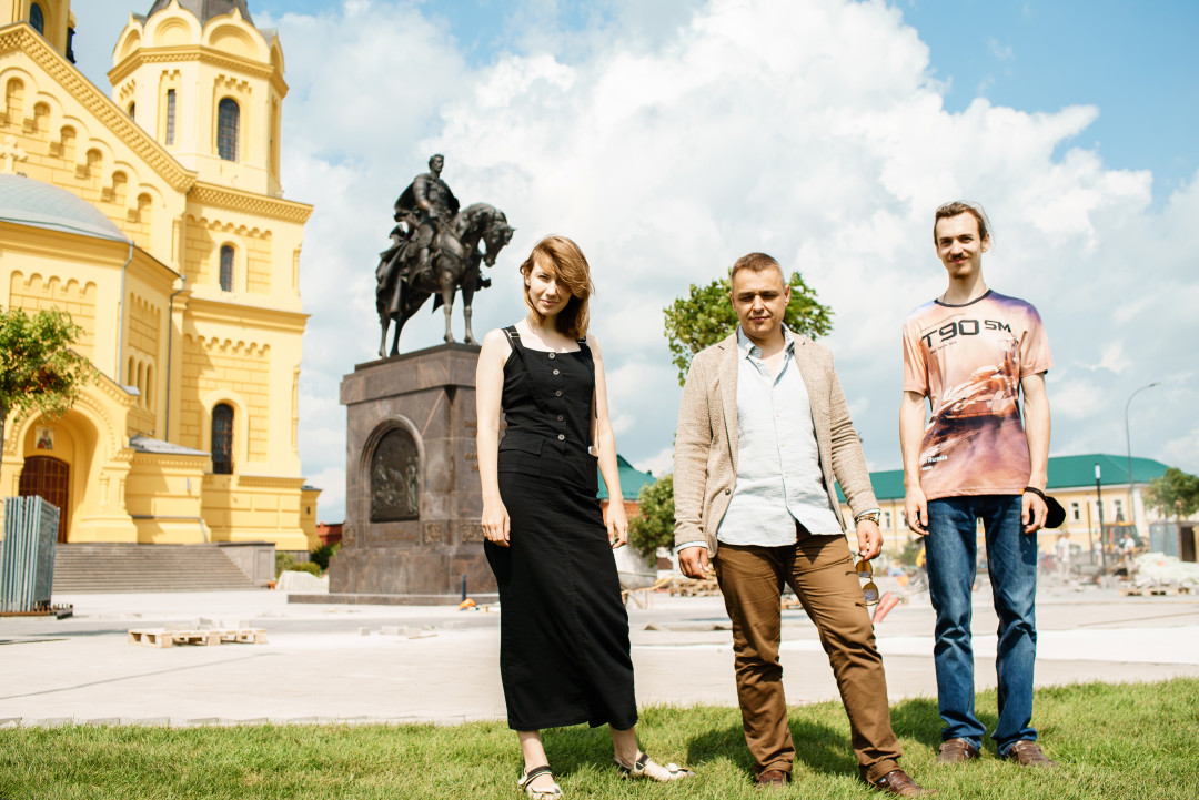 Скульпторы Анастасия Фабрицкая, Александр Миронов, Дмитрий Логинов