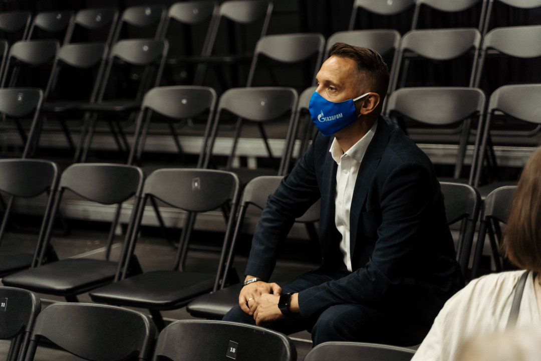 Александр Черняев