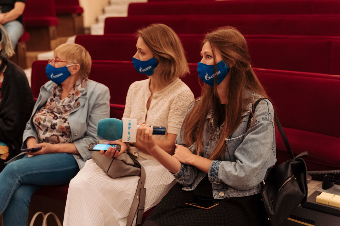 Татьяна Базанова, Карина Разумовская, Екатерина Казанкина