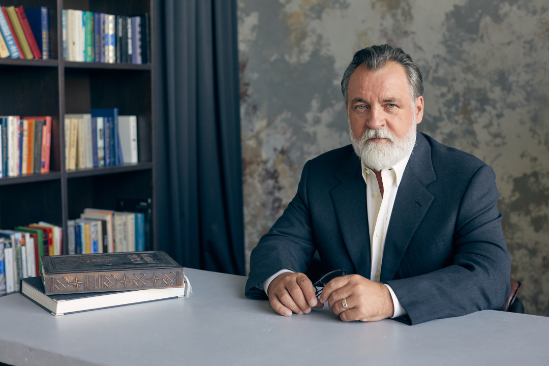 Александр Литвин фото: Егор Васильев источник: alexander-litvin.ru