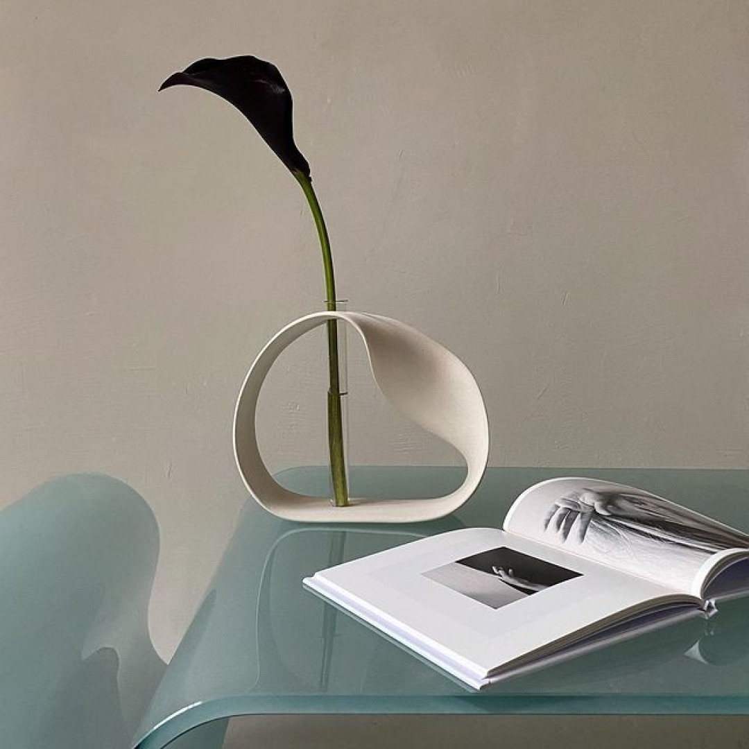 Ваза для одного цветка Nezhno Ceramics