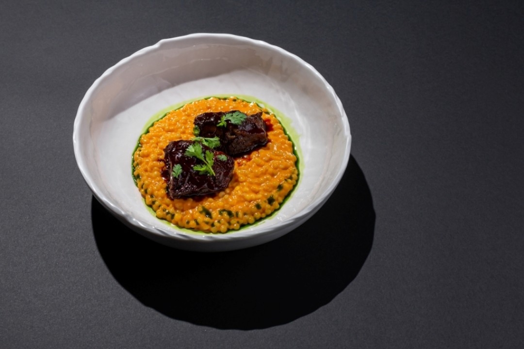 Говяжьи щёчки с птитимом