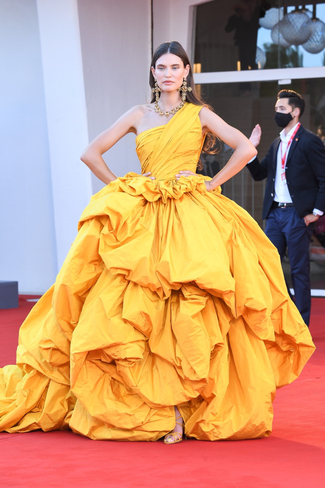 Бьянка Балти в Dolce & Gabbana