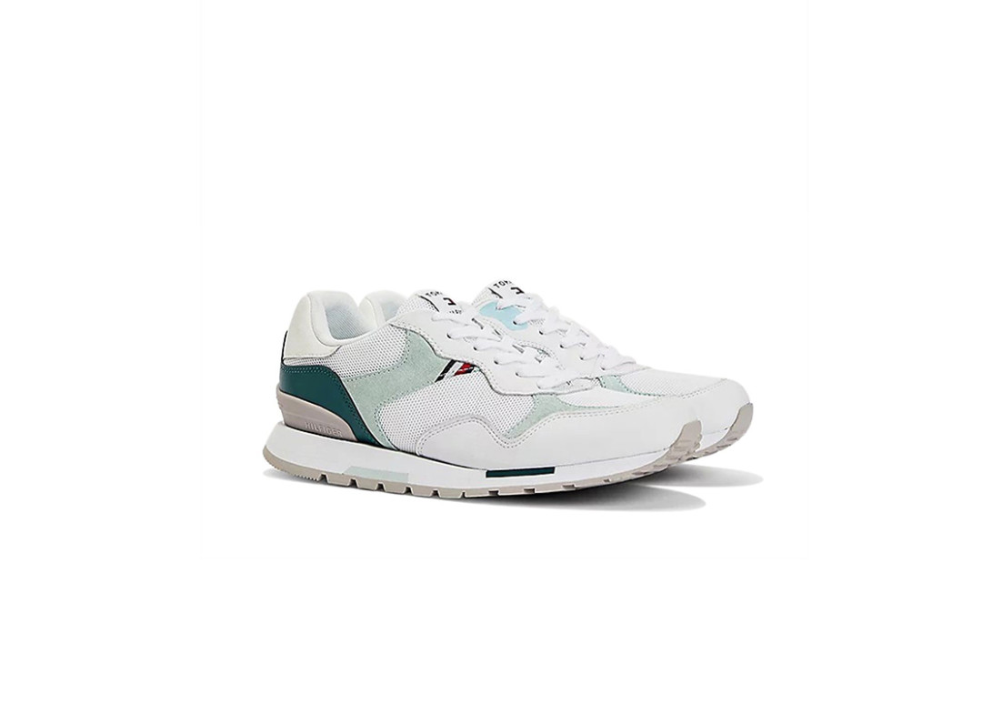 Кроссовки Tommy Hilfiger, 9790 руб. (старая цена — 13 990 руб.)