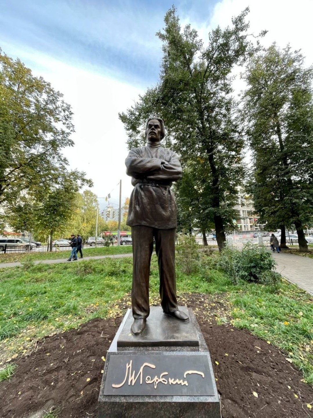 Памятник горькому фото В Ковалихинском сквере установили памятник Максиму Горькому Sobaka.ru