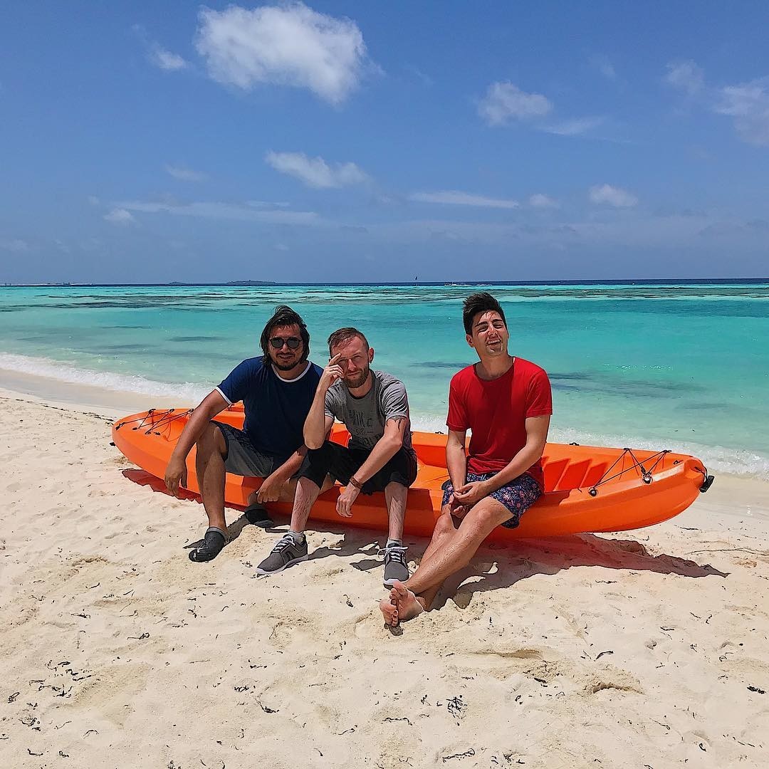 Фото со съемок на Мальдивах