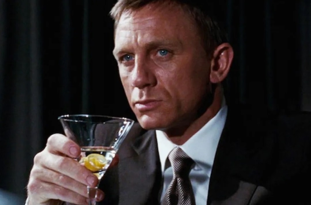 Кадр из фильма «Агент 007»