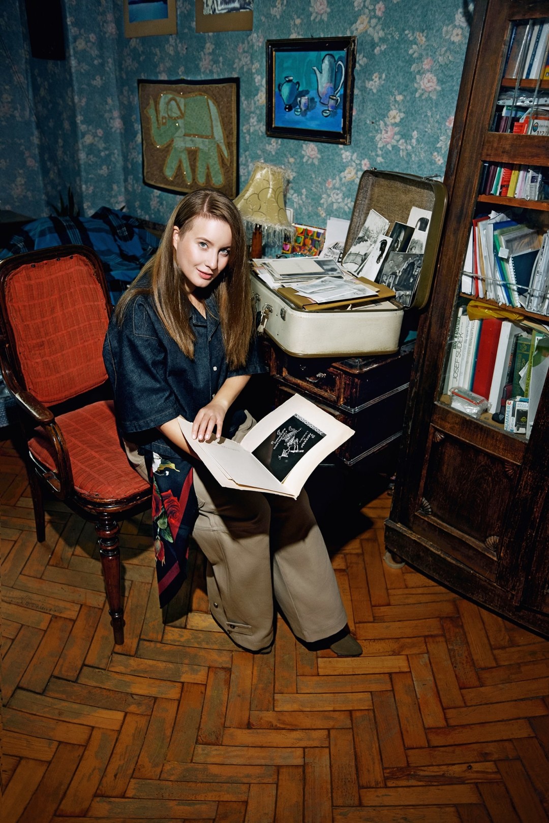 На Станиславе: блуза и брюки Bottega Veneta, казаки Isabel Marant (все — ДЛТ)