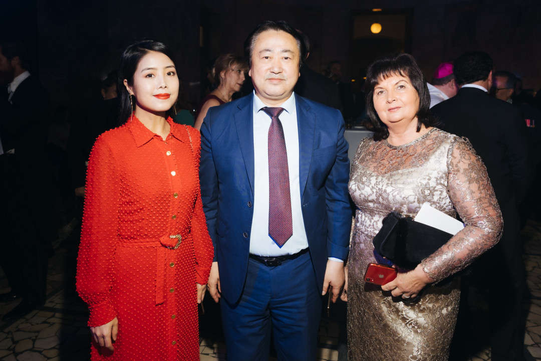 Чен, Галина Громова