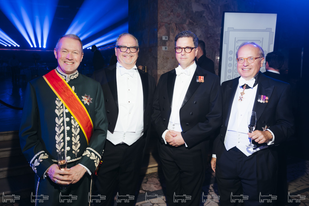 Джон Маккафри, Давид Мауэр, Николай Николсон, Стивен Климчук-Массион