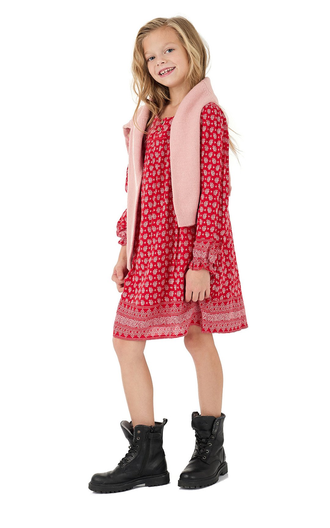 Платье Freestyle 1 390 руб. (выгода 1 100 руб.)