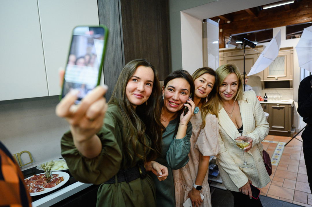 Розалия Ахмадуллина, Маргарита Котораева, Рената Устюжанина, Ольга Яловега