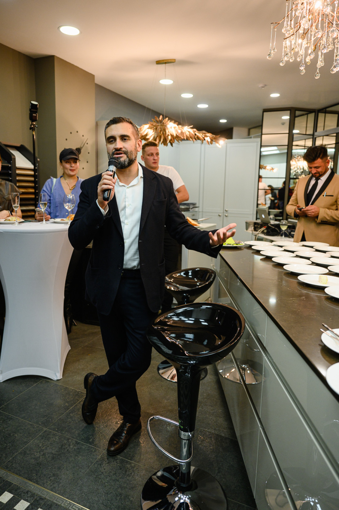 Левон Бархударян