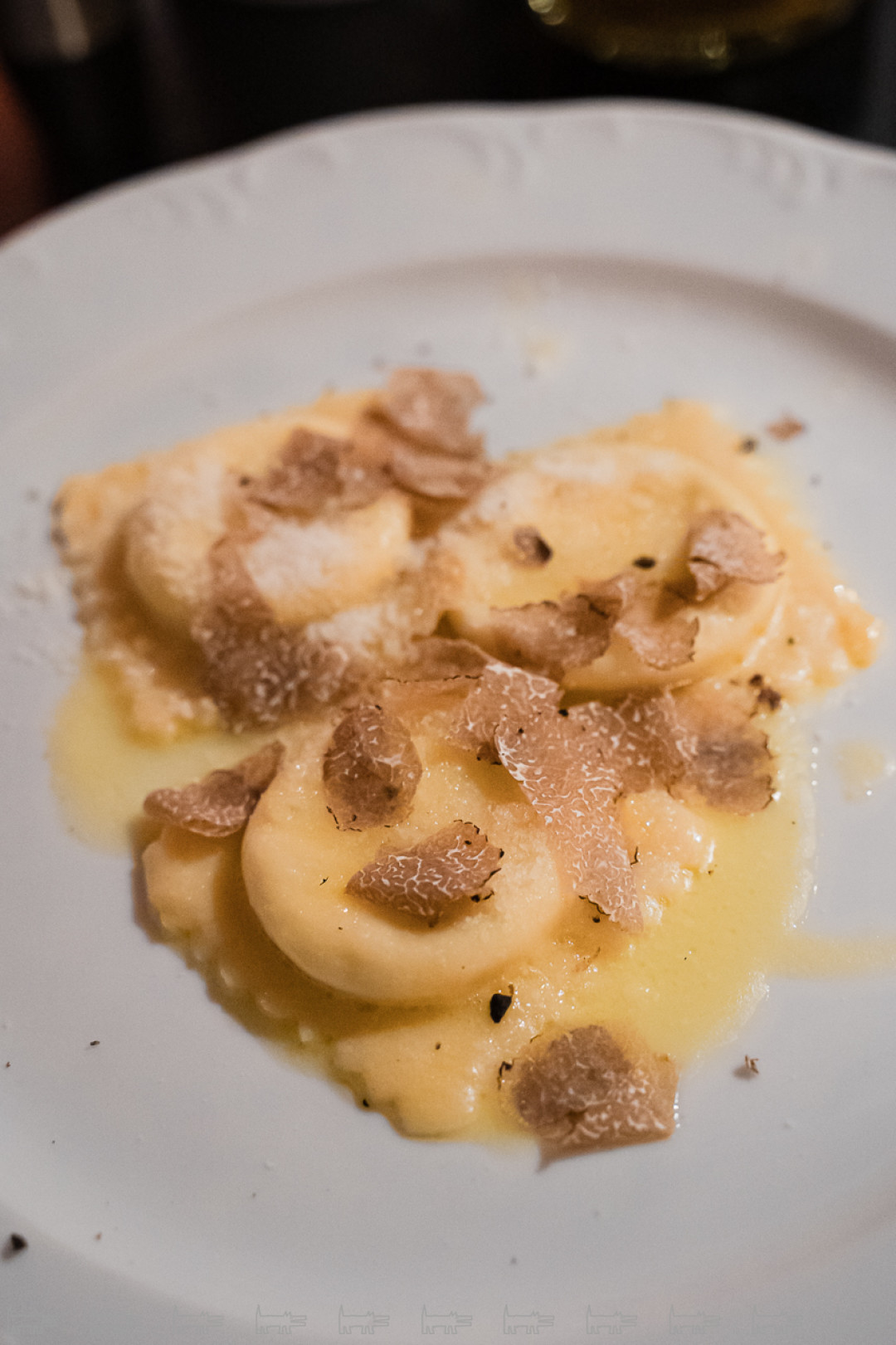 Тортелли с бураттой и черным трюфелем