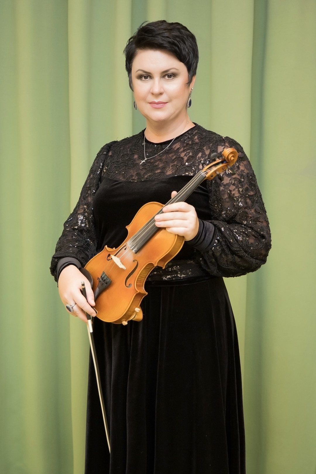 Юлия Борисовна Косякова Сооснователь «Первой семейной клиники», музыкант и продюсер в авангарде высокой культуры Новороссийска, художественный