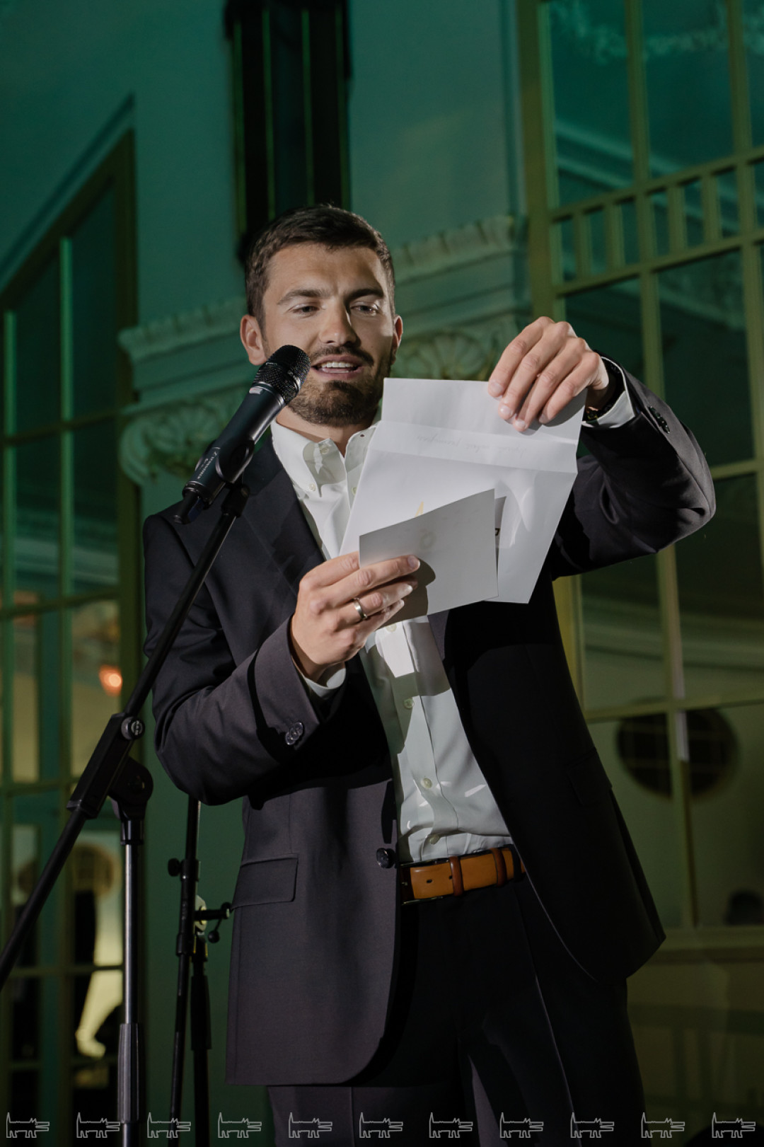 Антон Иванов