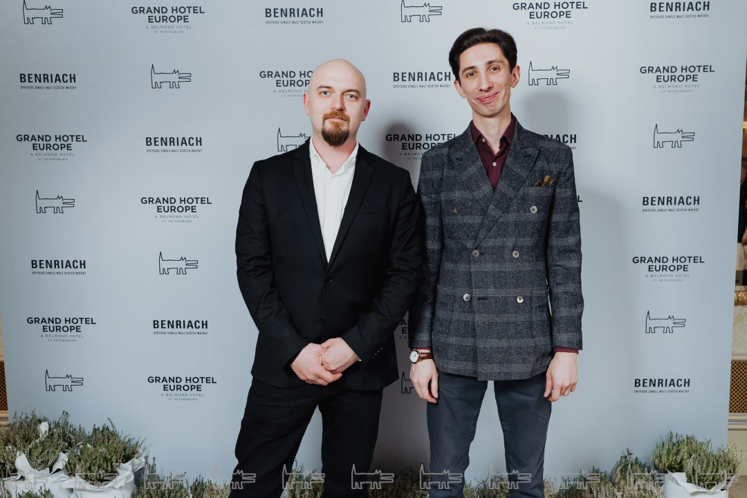 Антон Волобуев, Артур Фролов