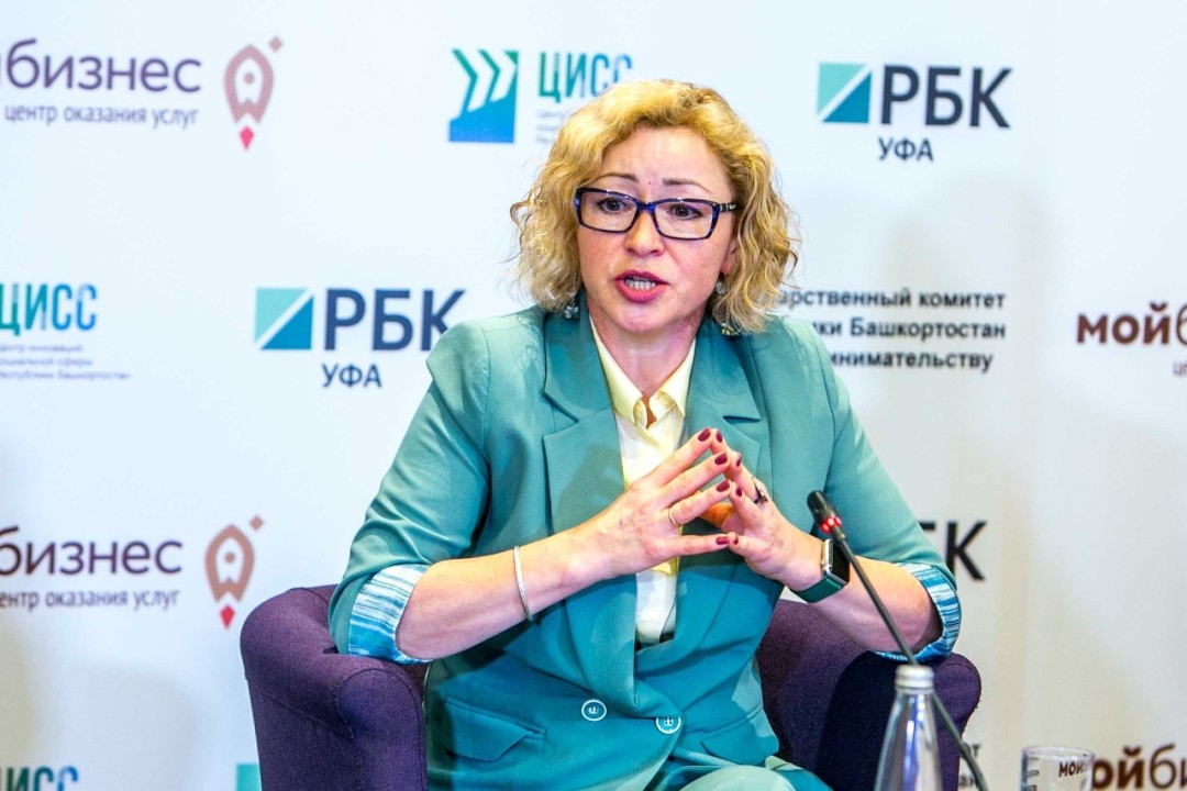 Министр семьи, труда и социальной защиты населения республики Ленара Иванова