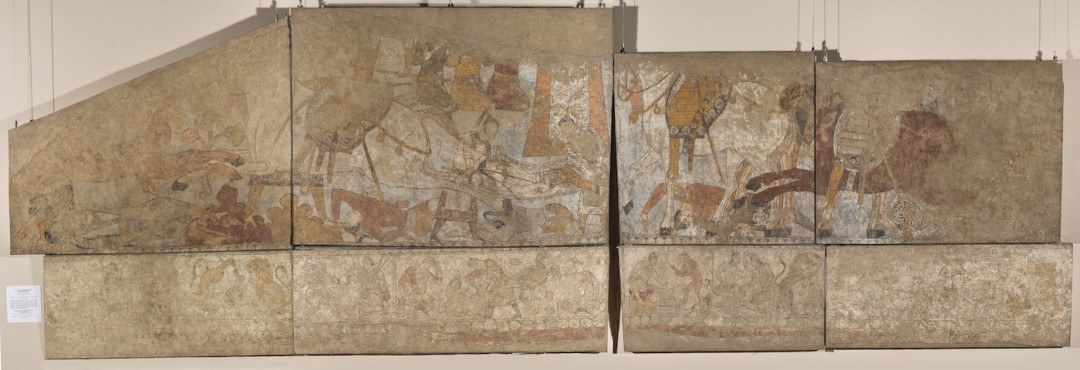 «Зал с амазонками». Роспись по сухой штукатурке. 154 × 737 см. Пенджикент. Около 740 г.