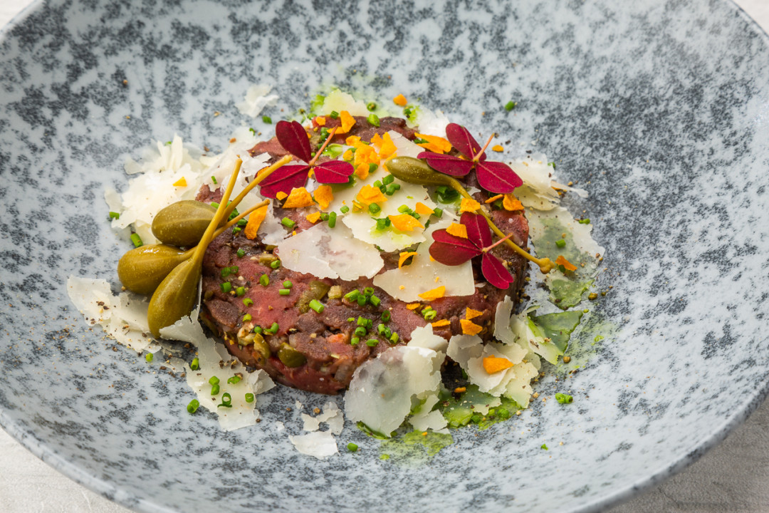 Тартар из оленьей вырезки