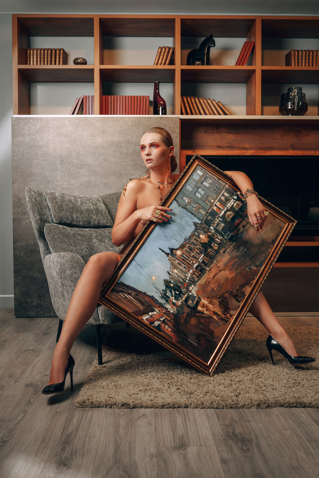 ЕВГЕНИЯ СТРЕЛОВА Если на минуту представить, что дизайн — это чистый лист, то я бы сию секунду заполнила его своей историей идеального интерьера