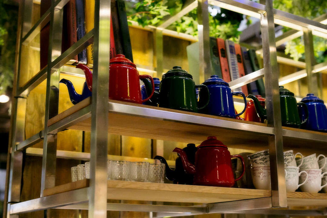 Mama Tuta, Зоологический пер.