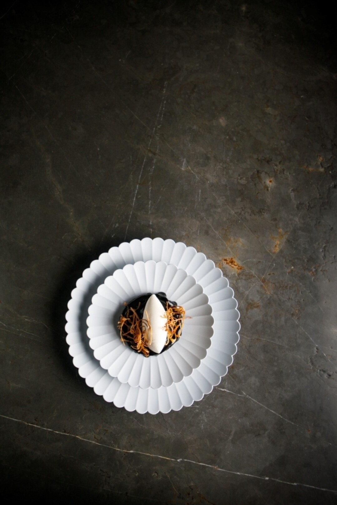 Баклажан с чёрным чесноком