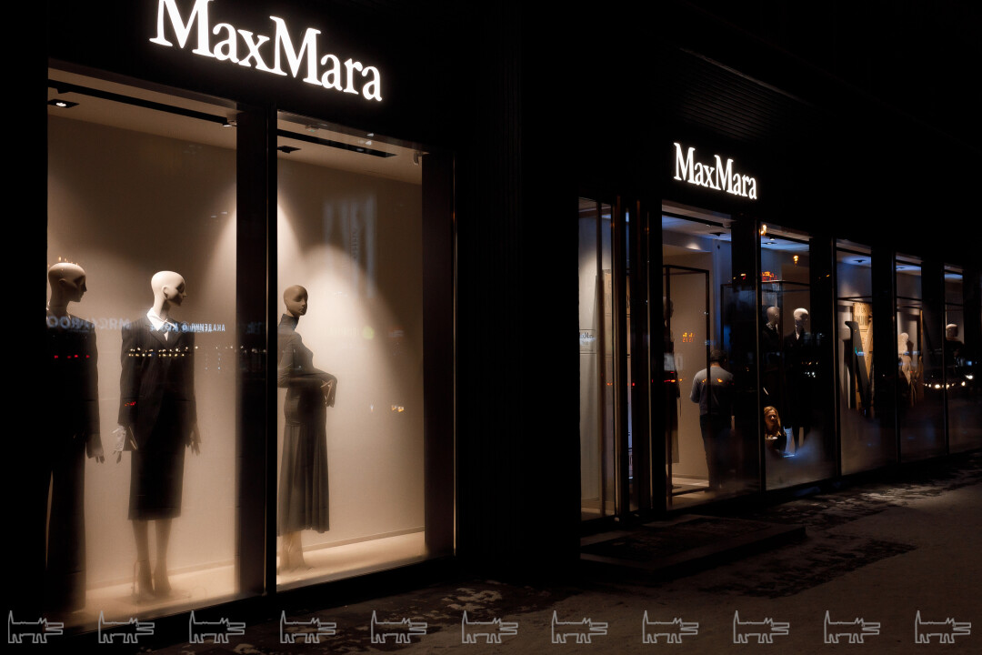 Магазин max mara. Max Mara Авиапарк. Max Mara Смоленский Пассаж. Мах Мара Нальчик магазин. Max Mara Киев велика Васильківська.