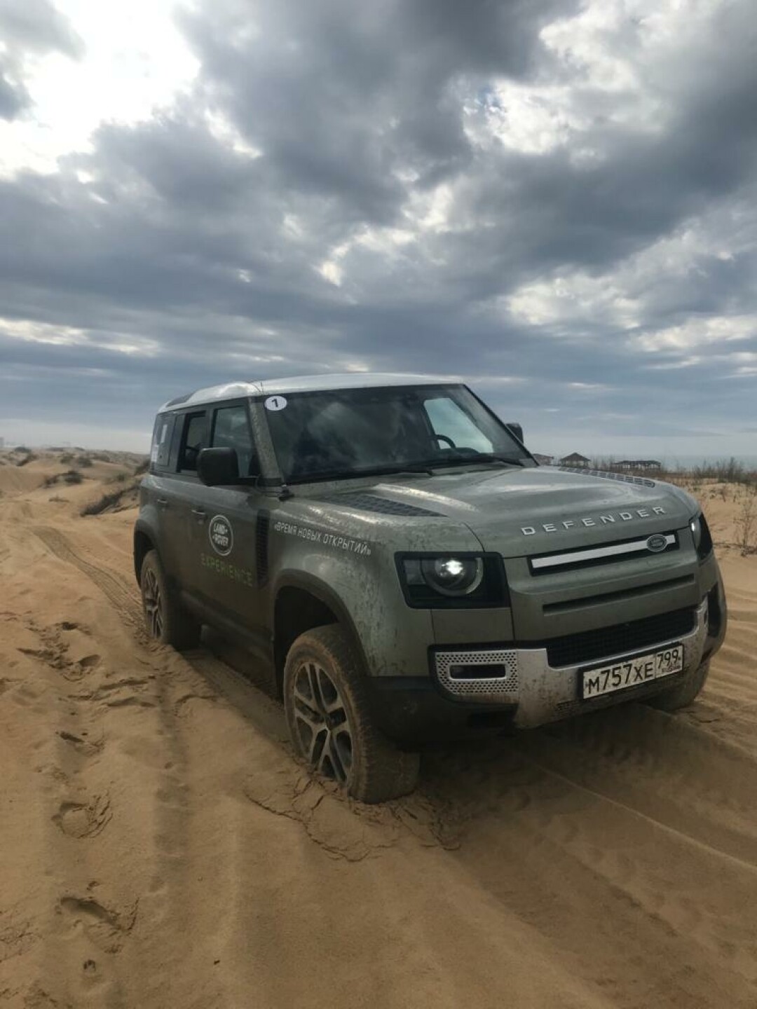 Автомобильные путешествия Land Rover Adventure Collection в этом году  прошли по 18 маршрутам | Sobaka.ru