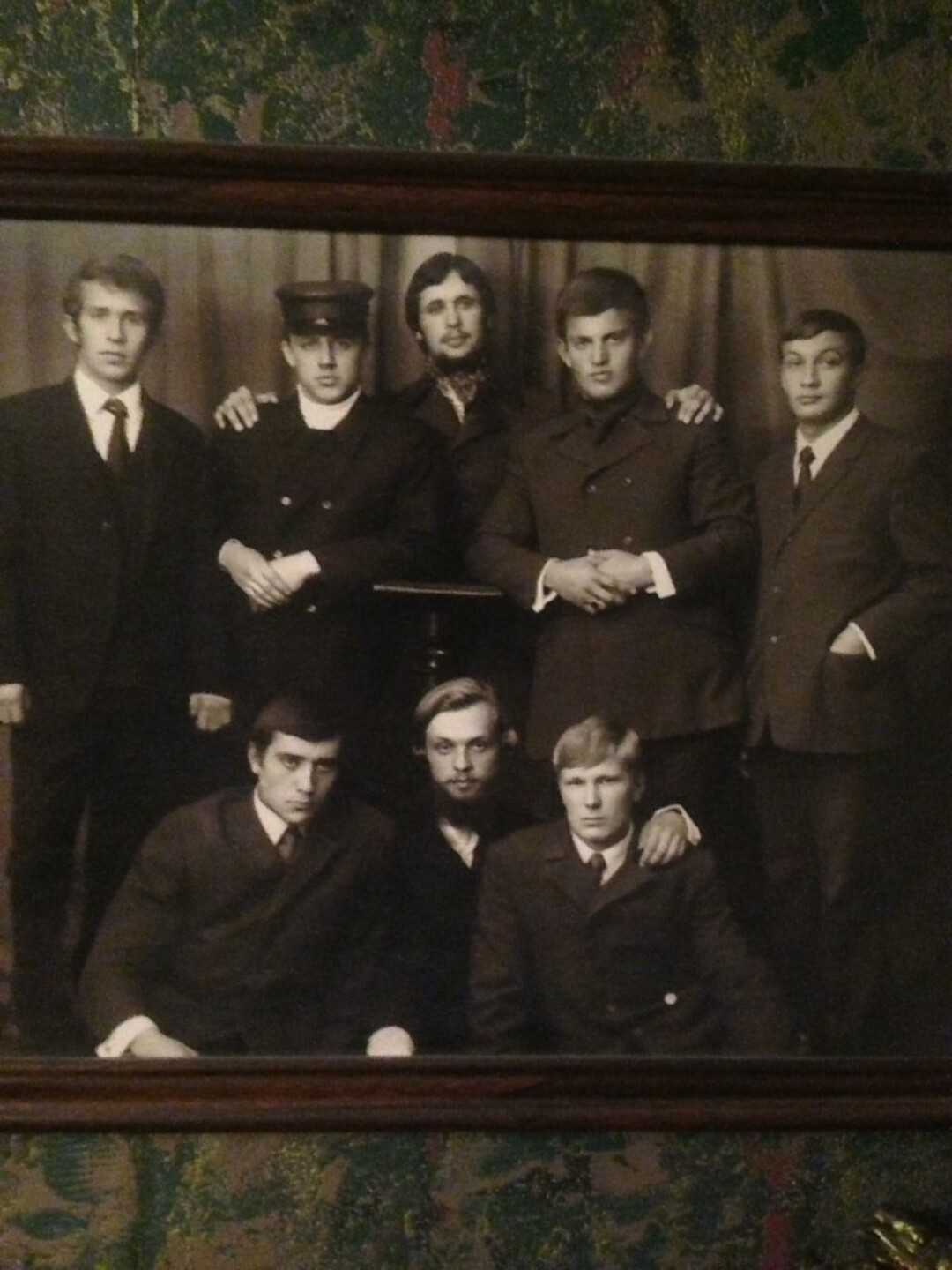 Фотография парней из группы