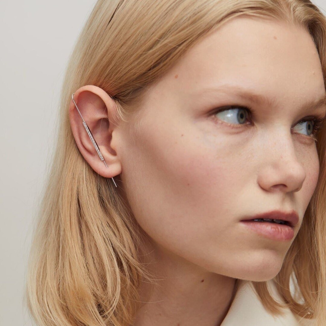 Моносерьга-шпилька с фианитами, 2 300 ₽