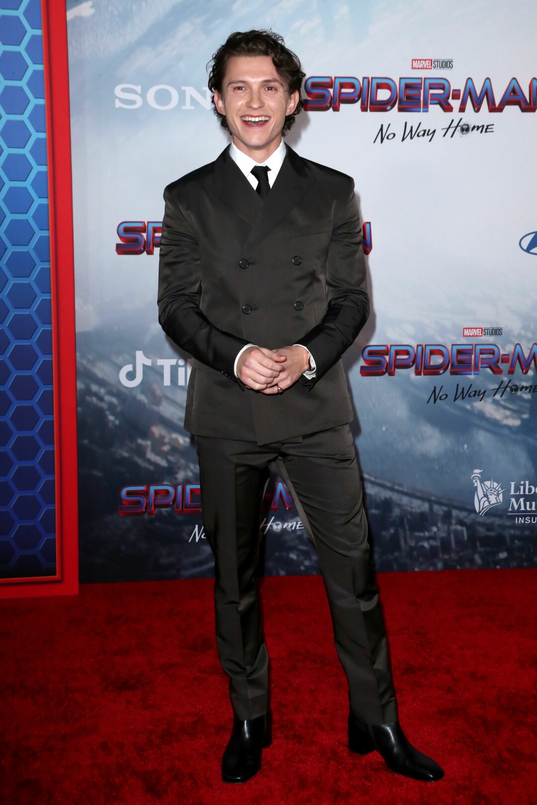 Том Холланд в Prada