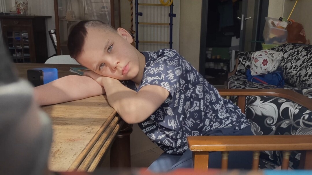 кадр из документального проекта «Еще один длинный день»