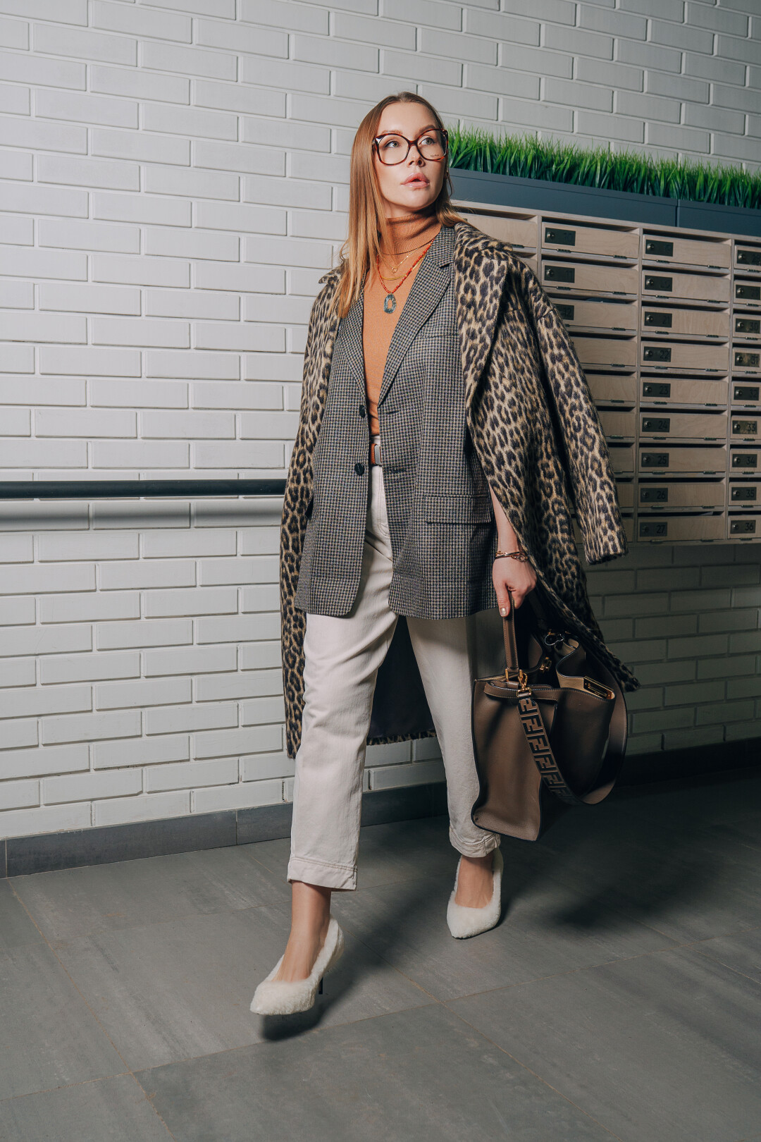 Мария Орлова Для меня стиль — это квинтэссенция масс-маркета и люкса, отражение характера личности, харизмы, событийности и уместности. Я — всегда я