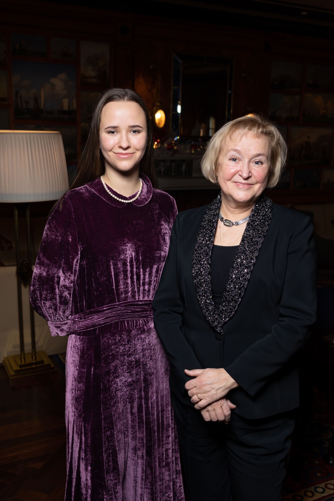 Ольга и Настя Таратыновы