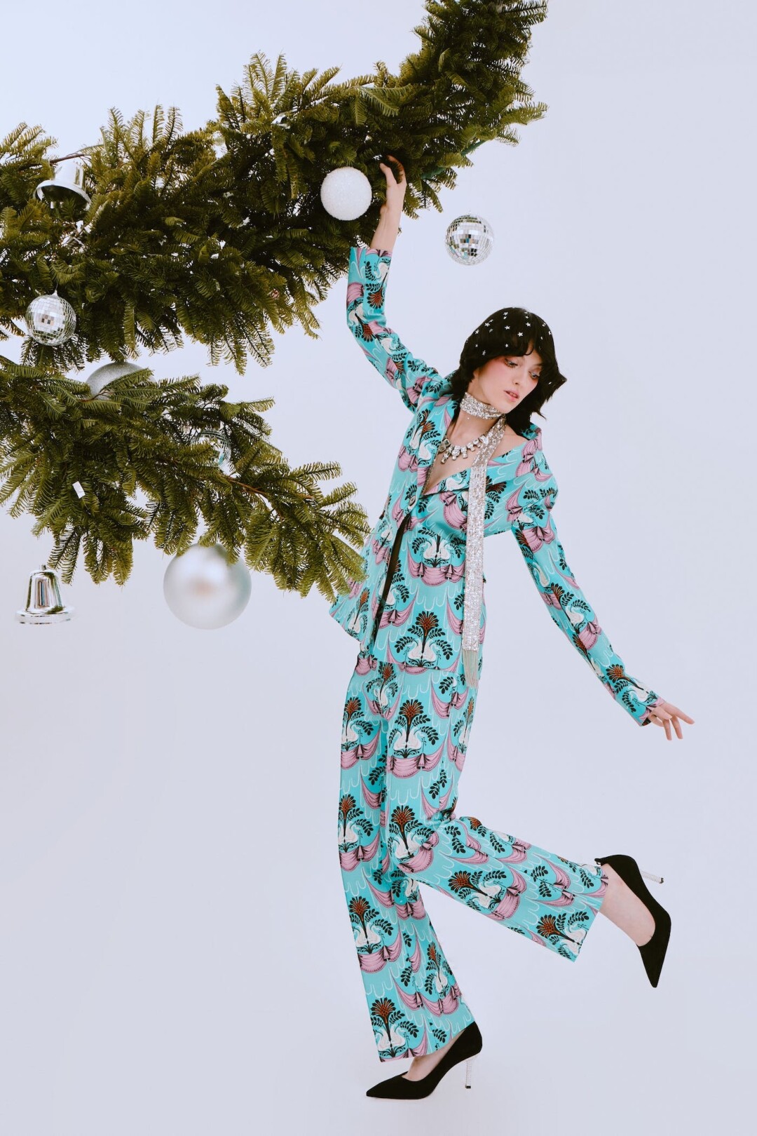 Ника, модель агентства TWIG Окрашивание Londa Professional: Интенсивное тонирование Ammonia Free. Стайлинг Londa Professional: теплозащитный лосьон