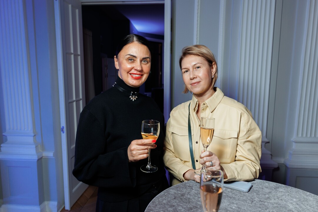 Елена Сопина, Любовь Лесник