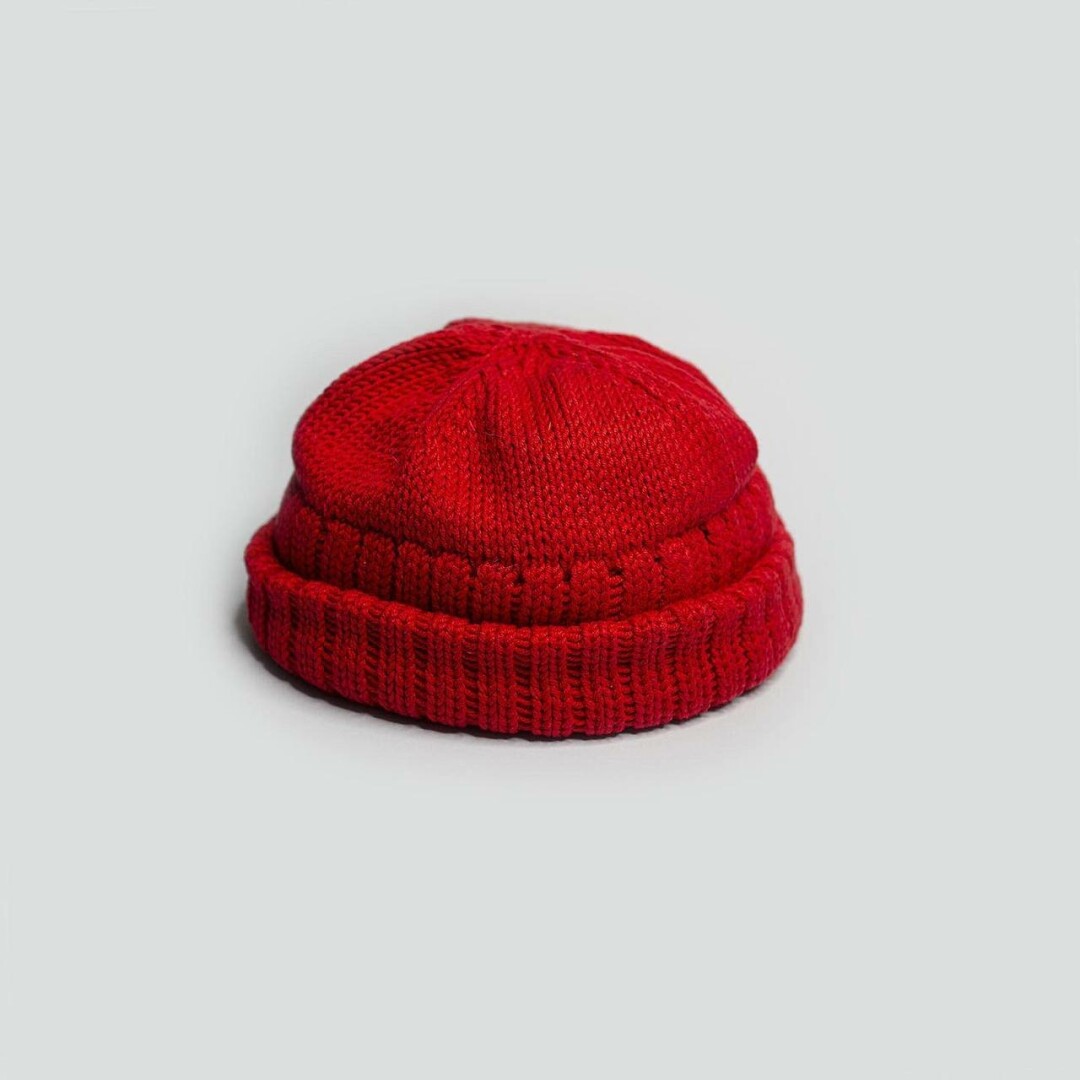 Шапка NЕЛЕПИЦА, купить онлайн, 2 900 руб.