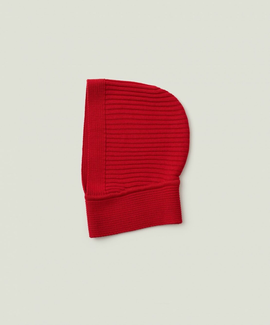 Капор UShatava, наб. реки Мойки, 59, 2 500 руб.