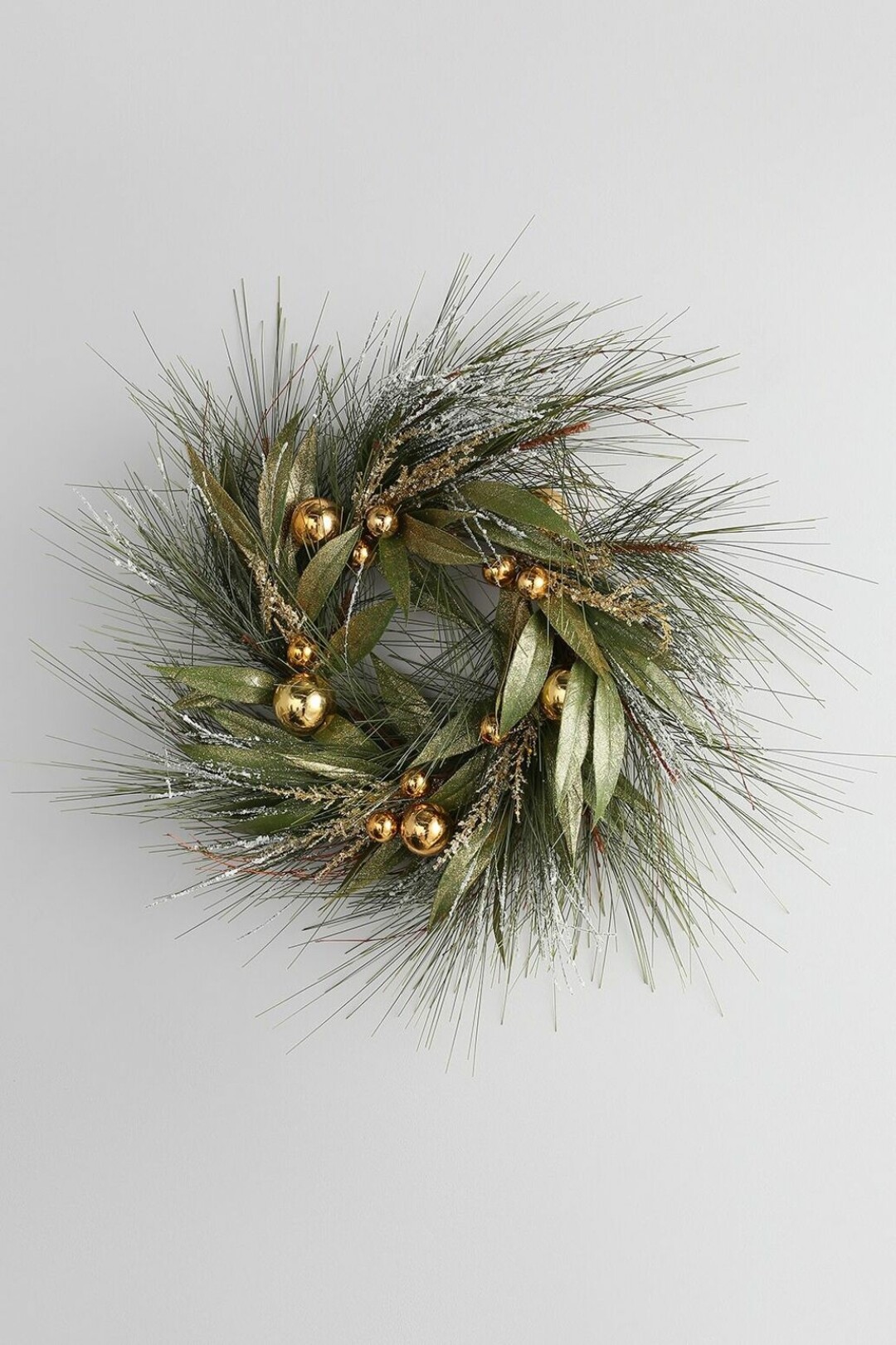 Венок Holiday Classics, Стокманн, Невский пр., 114-116, 8 990 руб.
