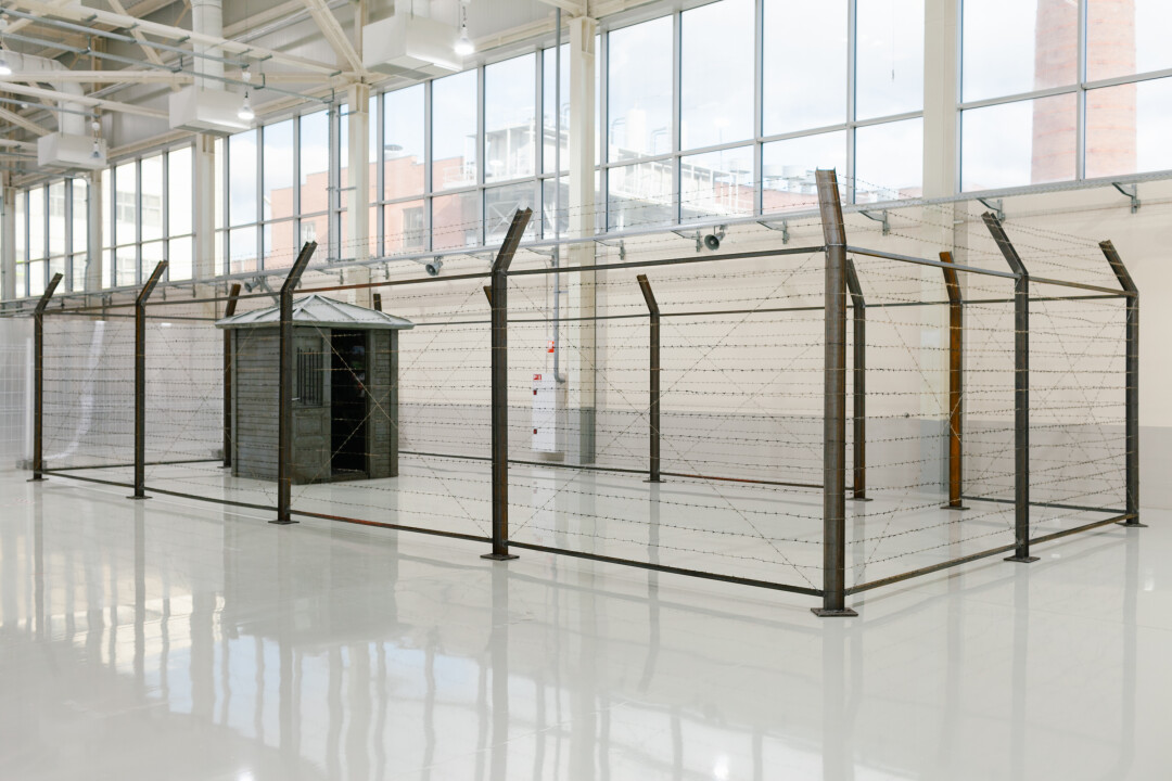 УОМЗ (Ростех). Хале Тенгер. We didn’t go outside; we were always on the outside; we didn’t go inside; we were always on the inside Фото: Анна